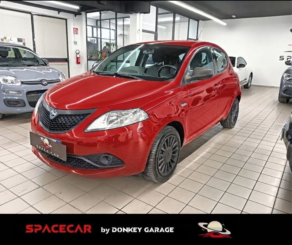 Lancia Ypsilon