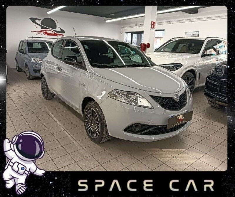 Foto Lancia Ypsilon